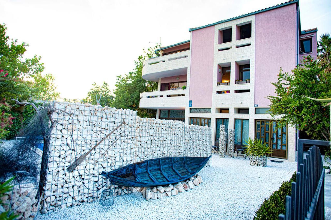 Apartments Silver Tree สปลิท ภายนอก รูปภาพ