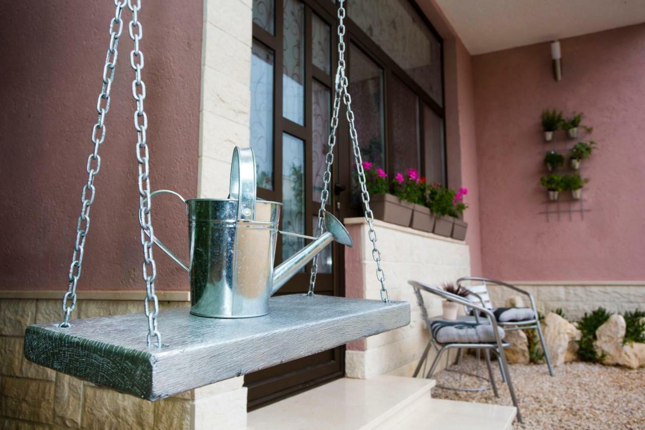 Apartments Silver Tree สปลิท ภายนอก รูปภาพ
